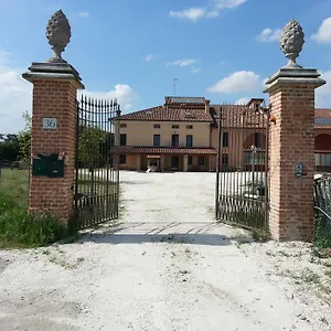 La Viola Bed & Breakfast